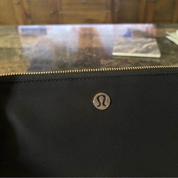 Lululemon black gold Now and Always Wristlet zippered wallet - Picture 2 of 15